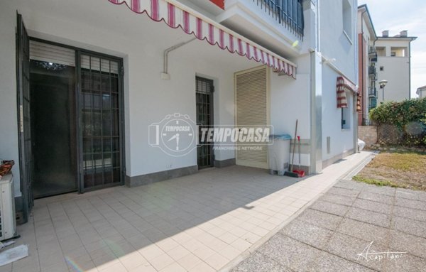 appartamento in vendita a Modena in zona San Lazzaro / Modena Est