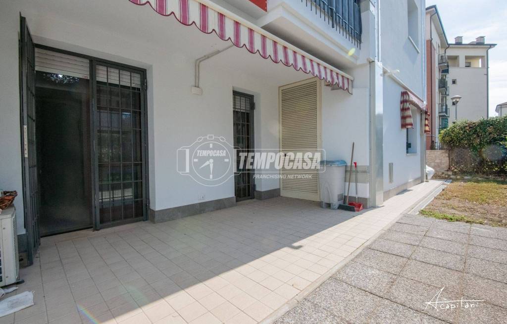 appartamento in vendita a Modena in zona San Lazzaro / Modena Est