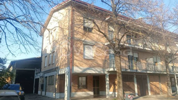 appartamento in vendita a Modena in zona San Lazzaro / Modena Est