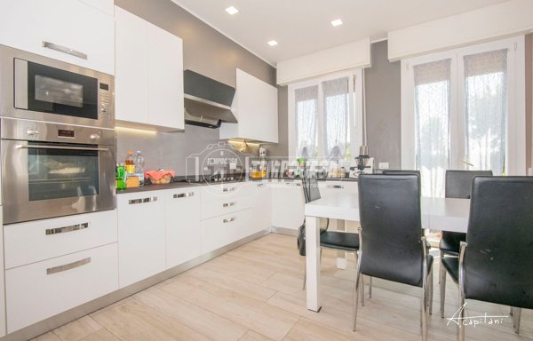 casa indipendente in vendita a Modena in zona Saliceta San Giuliano