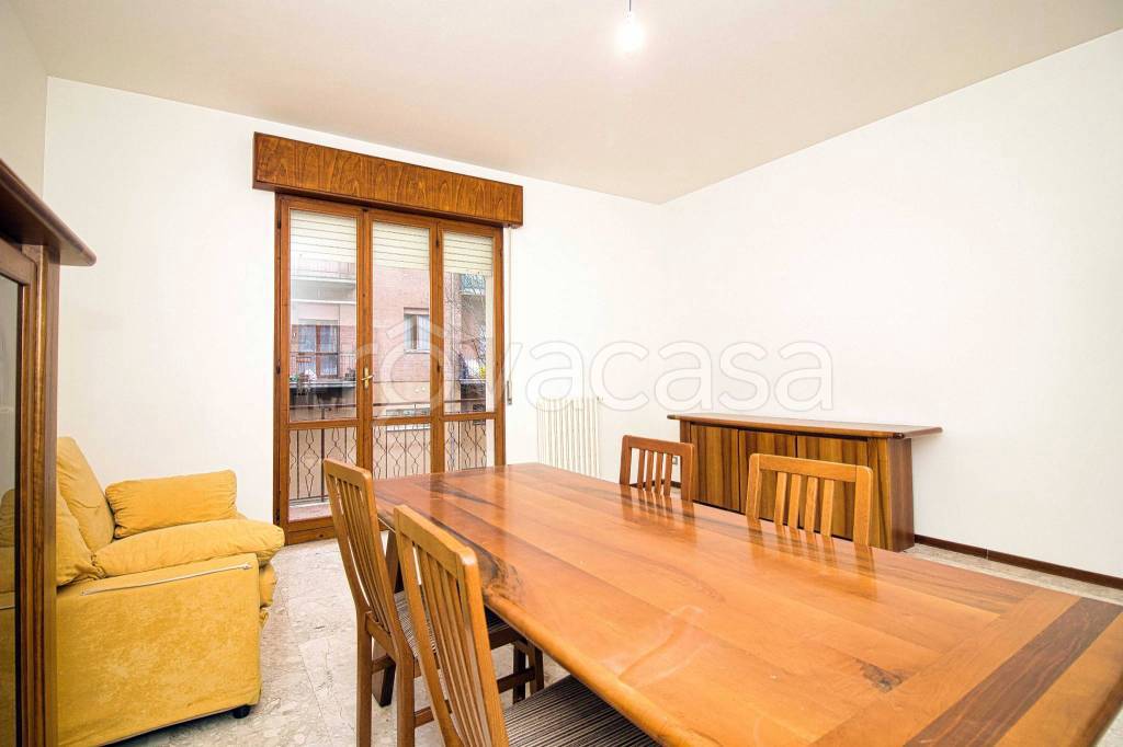 appartamento in vendita a Modena in zona Crocetta