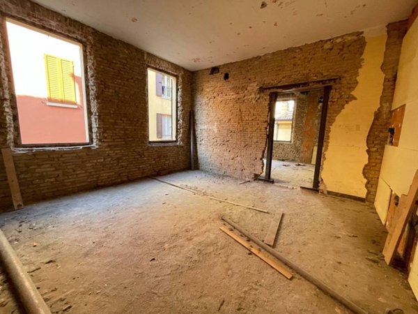 appartamento in vendita a Modena in zona Centro Storico