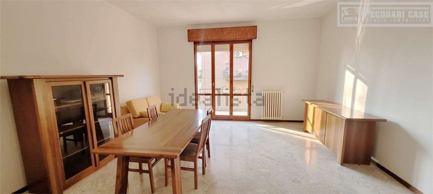 appartamento in vendita a Modena in zona Crocetta