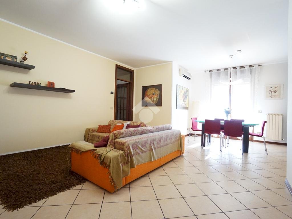 appartamento in vendita a Modena in zona Baggiovara