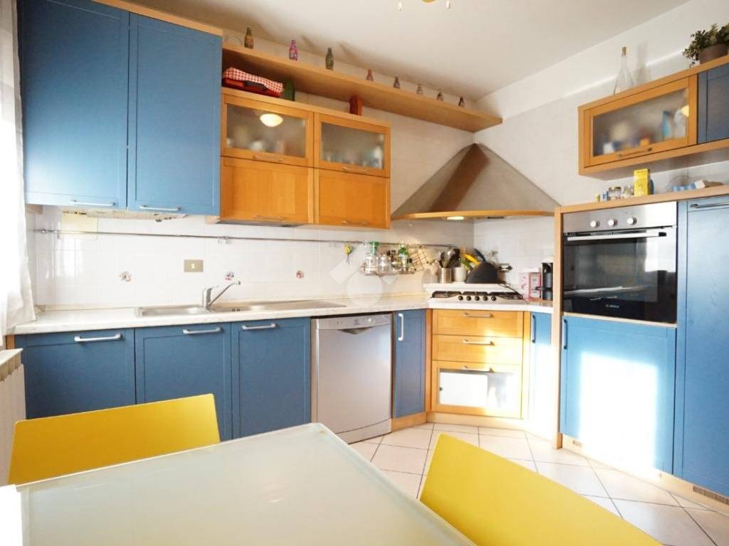 appartamento in vendita a Modena in zona Baggiovara