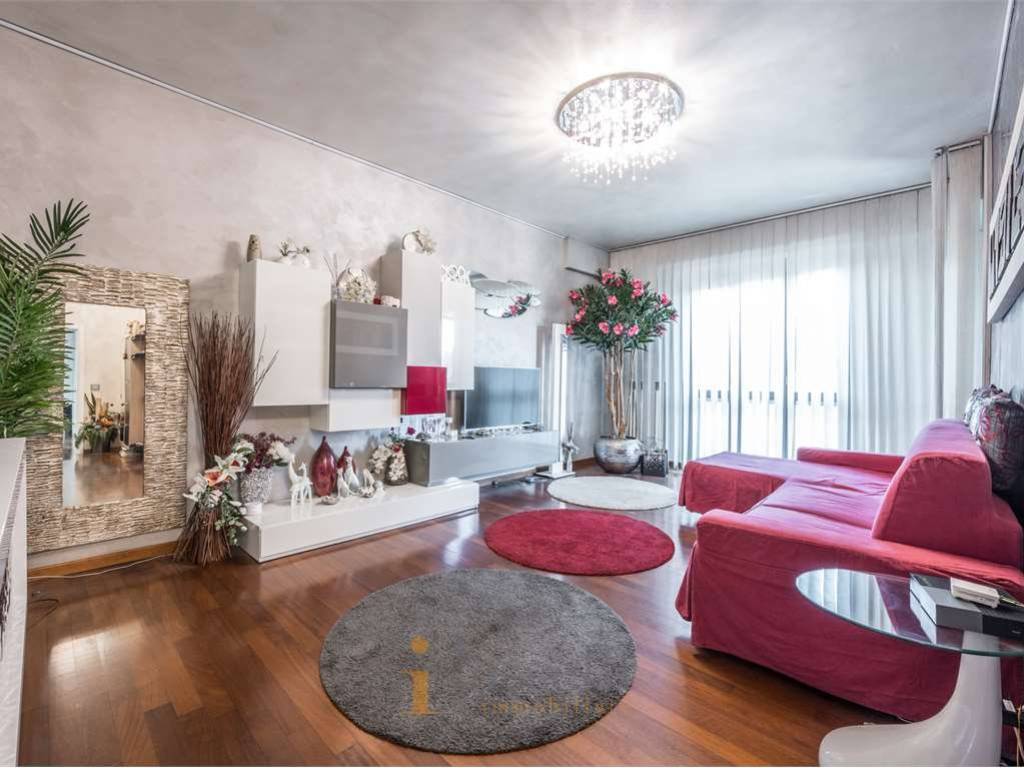 appartamento in vendita a Modena