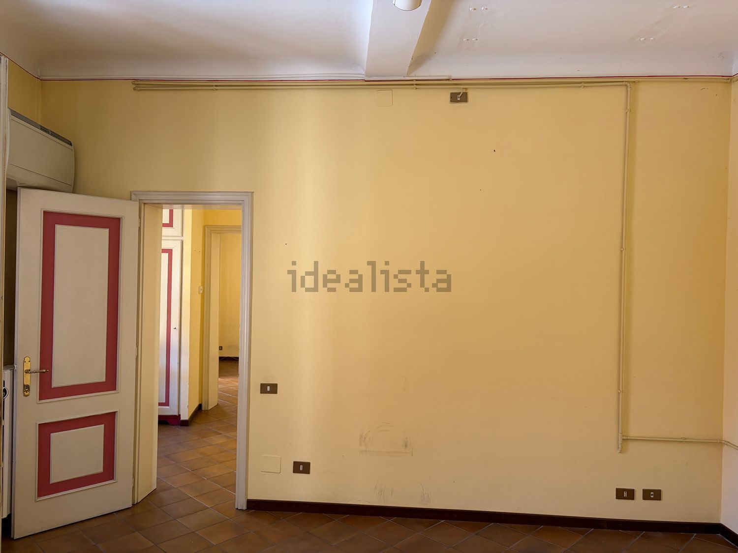 appartamento in vendita a Modena in zona Centro Storico