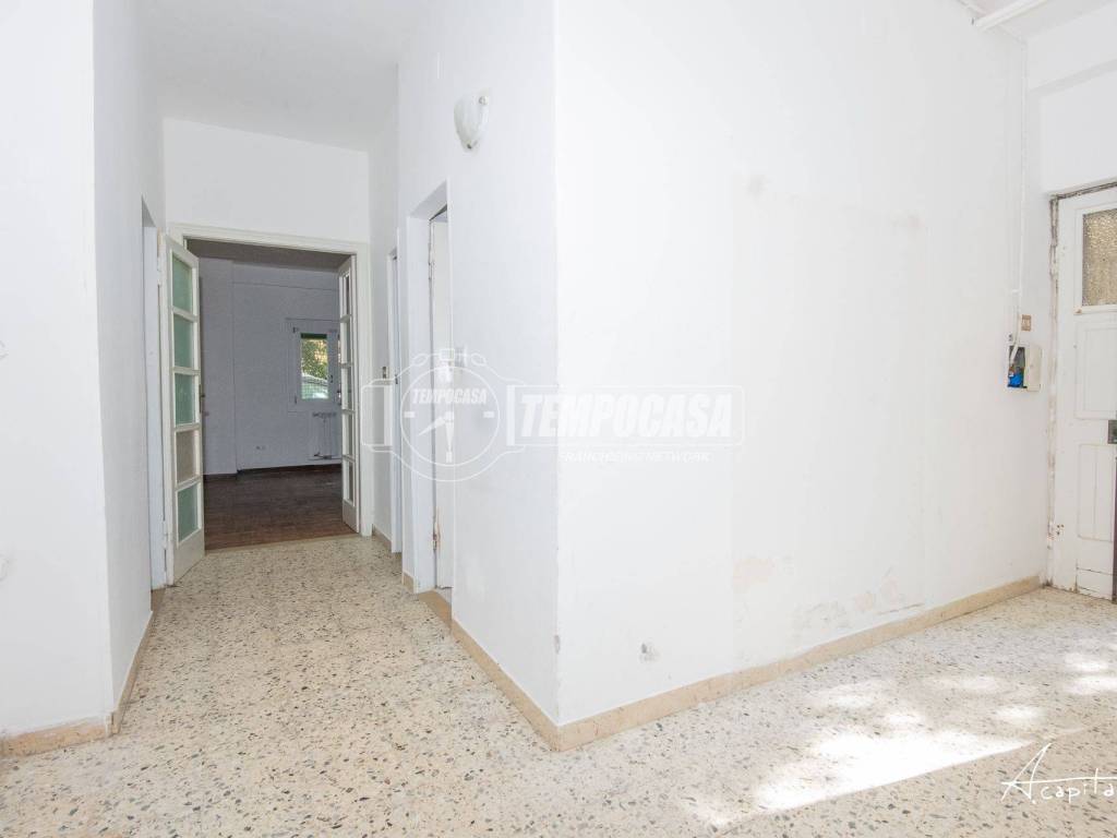 appartamento in vendita a Modena in zona Crocetta