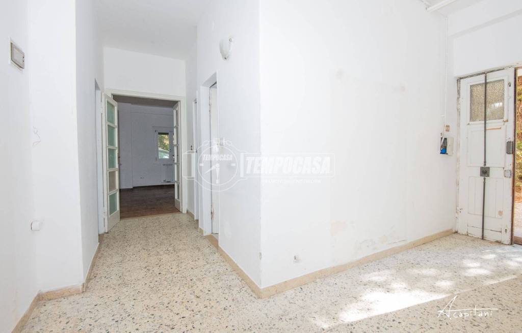 appartamento in vendita a Modena in zona Crocetta