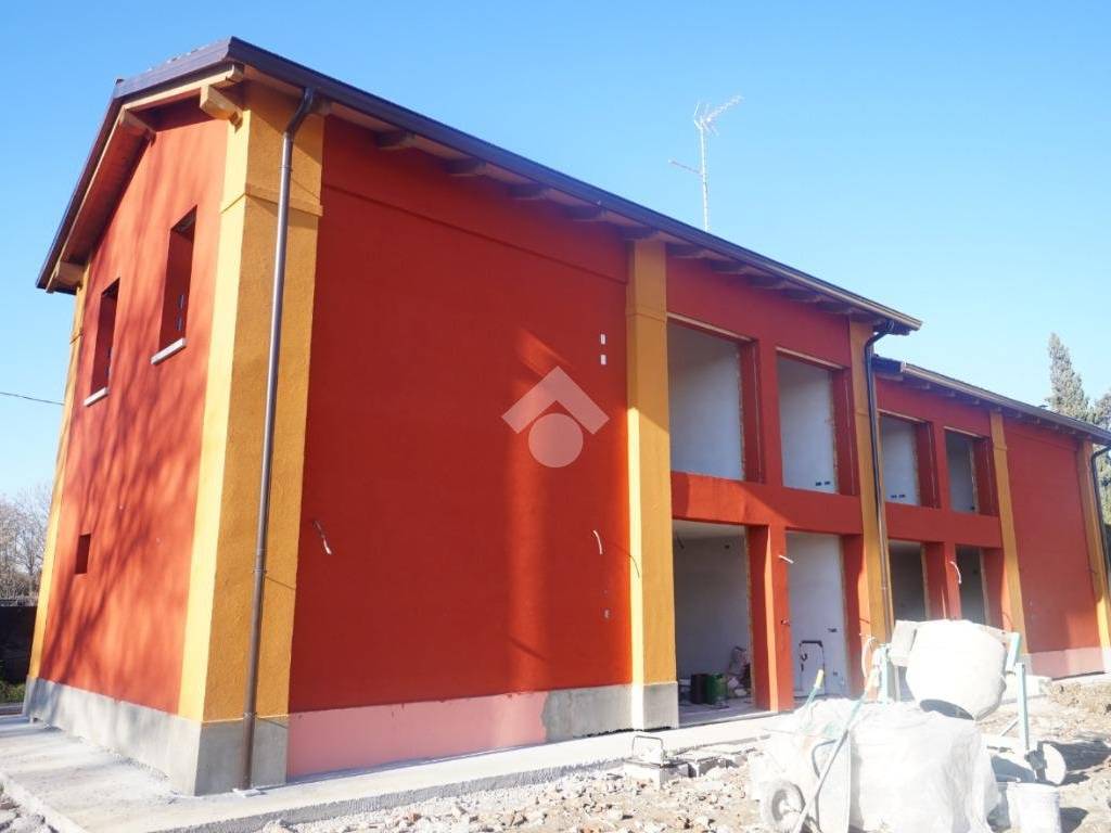 casa indipendente in vendita a Modena in zona Baggiovara