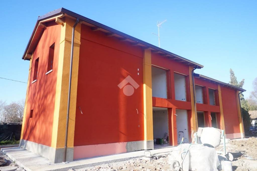 casa indipendente in vendita a Modena in zona Baggiovara