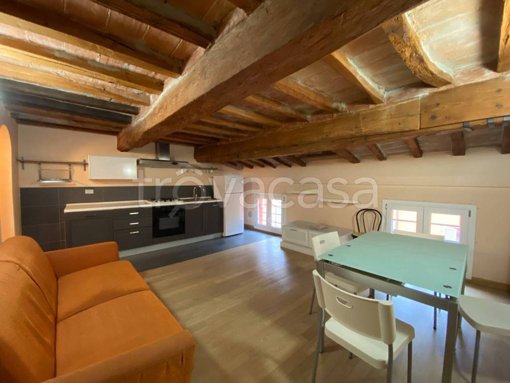 appartamento in vendita a Modena in zona Centro Storico