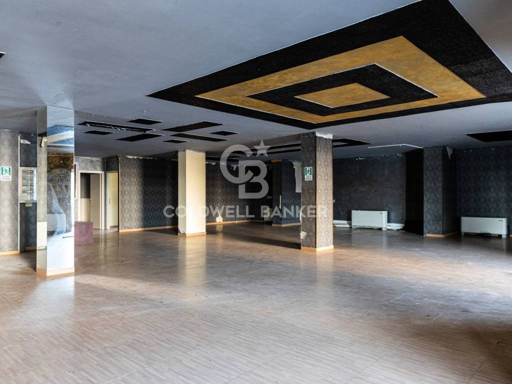 negozio in vendita a Modena in zona San Faustino