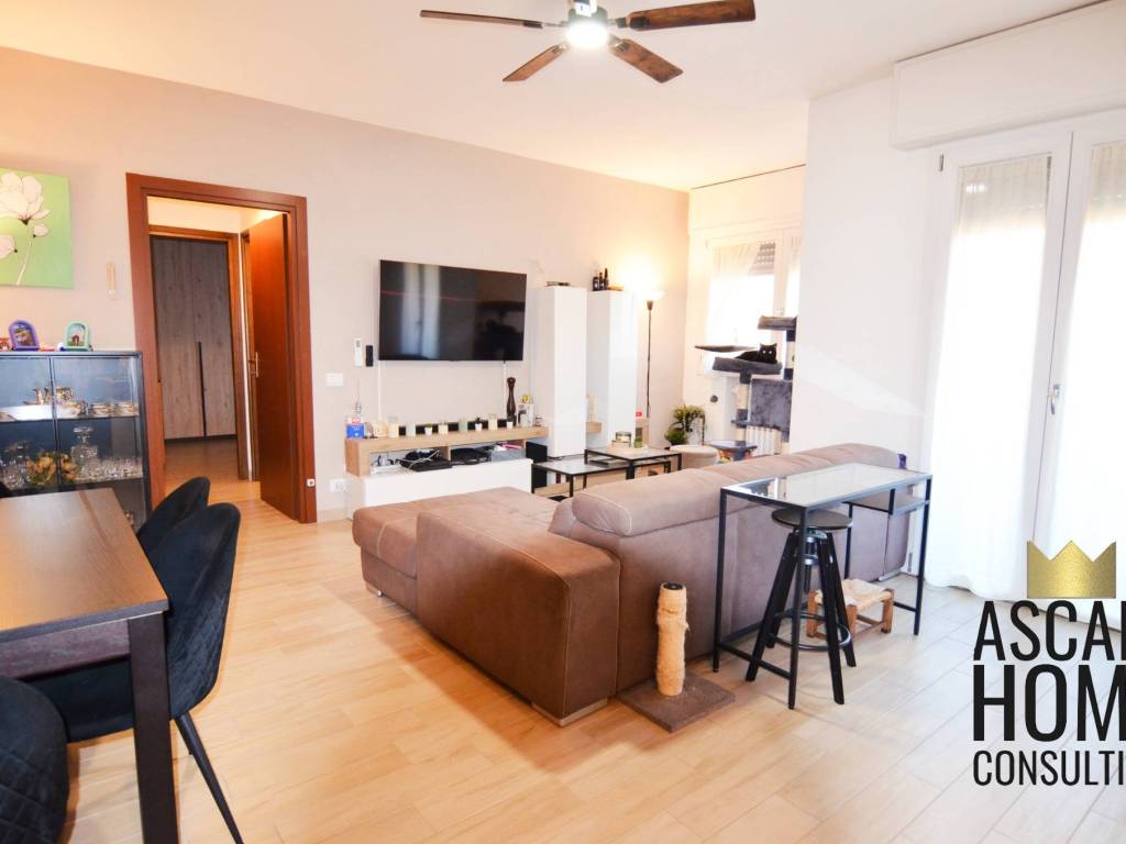 appartamento in vendita a Modena in zona San Lazzaro / Modena Est