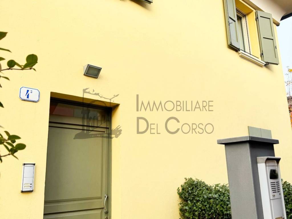 appartamento in vendita a Modena in zona San Lazzaro / Modena Est