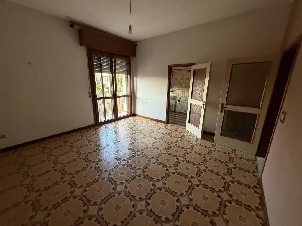 appartamento in vendita a Modena in zona Crocetta