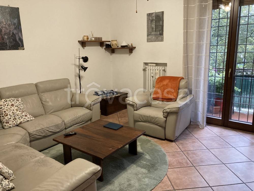 appartamento in vendita a Modena in zona Madonnina / Quattro Ville