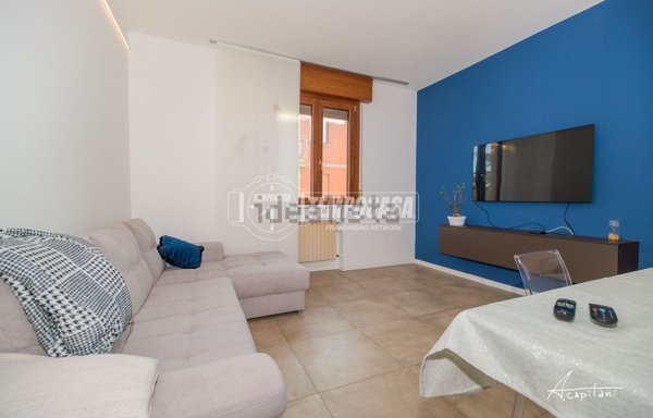 appartamento in vendita a Modena in zona Madonnina / Quattro Ville