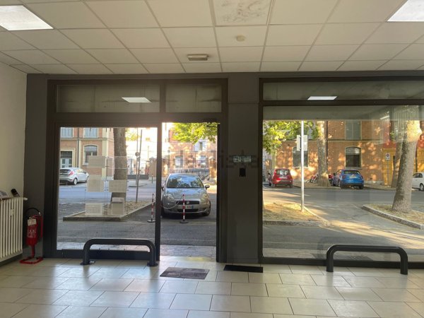 ufficio in vendita a Modena in zona Centro Storico