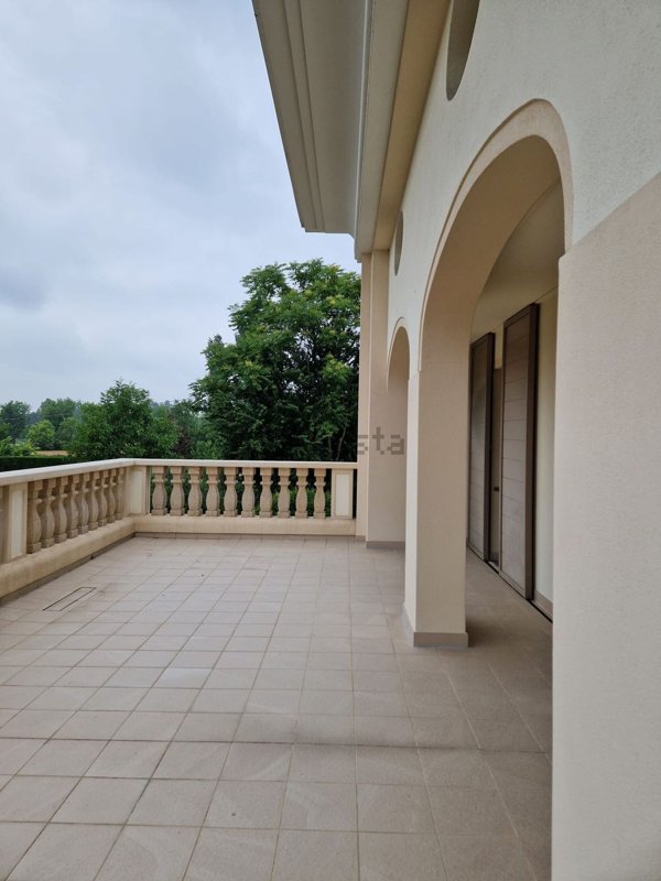 casa indipendente in vendita a Modena in zona Sant'Agnese