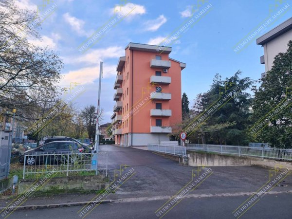 appartamento in vendita a Modena in zona Vaciglio