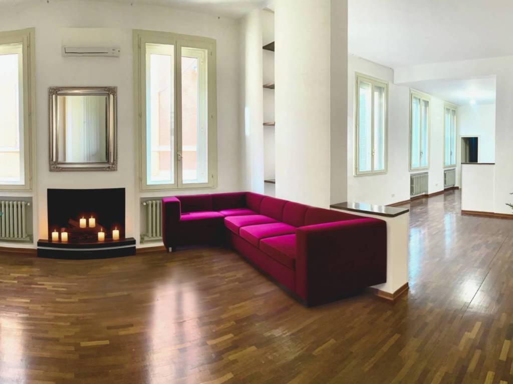 appartamento in vendita a Modena in zona Centro Storico