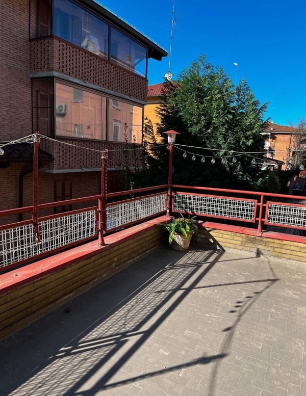 casa indipendente in vendita a Modena in zona Crocetta