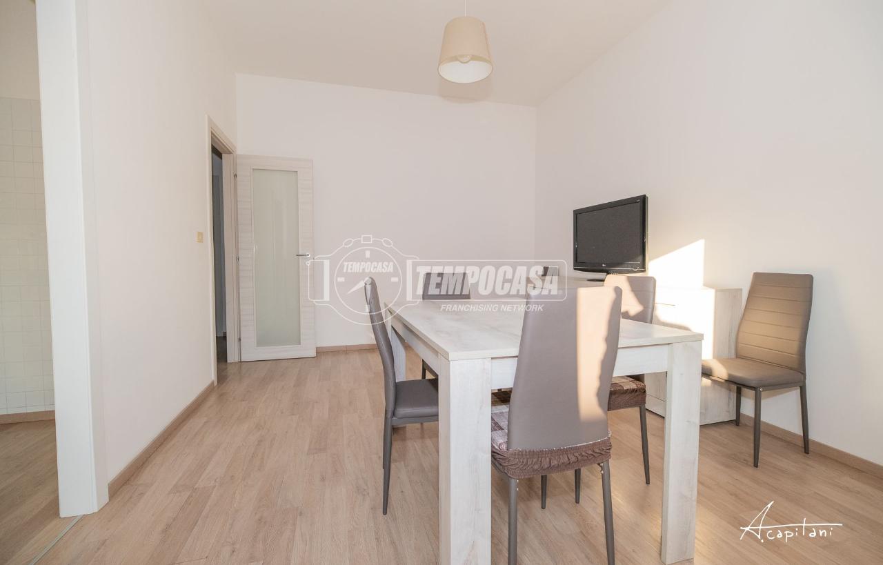 appartamento in vendita a Modena in zona Madonnina / Quattro Ville