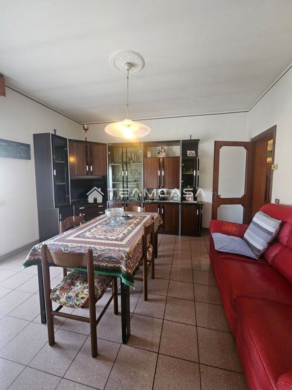 appartamento in vendita a Modena in zona Villanova