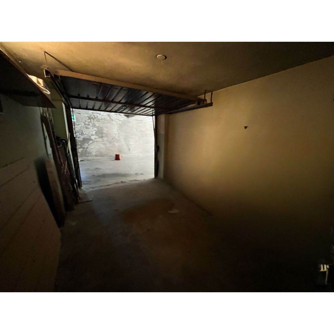 ufficio in vendita a Modena in zona Madonnina / Quattro Ville