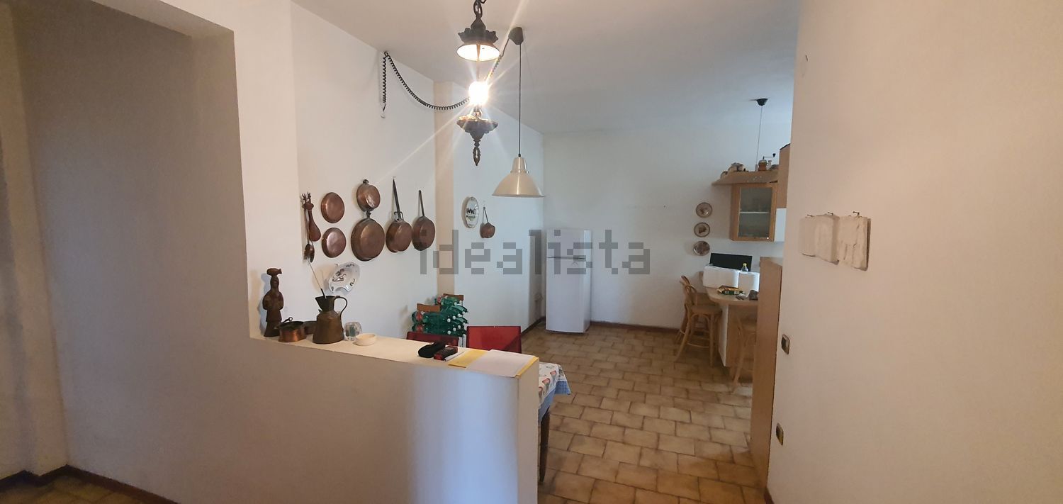 appartamento in vendita a Modena in zona Crocetta