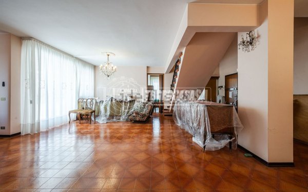 appartamento in vendita a Modena in zona San Faustino