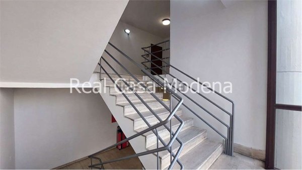 negozio in vendita a Modena in zona San Faustino