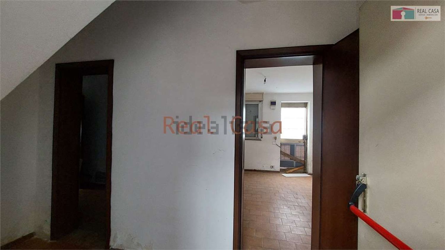 ufficio in vendita a Modena in zona San Lazzaro / Modena Est