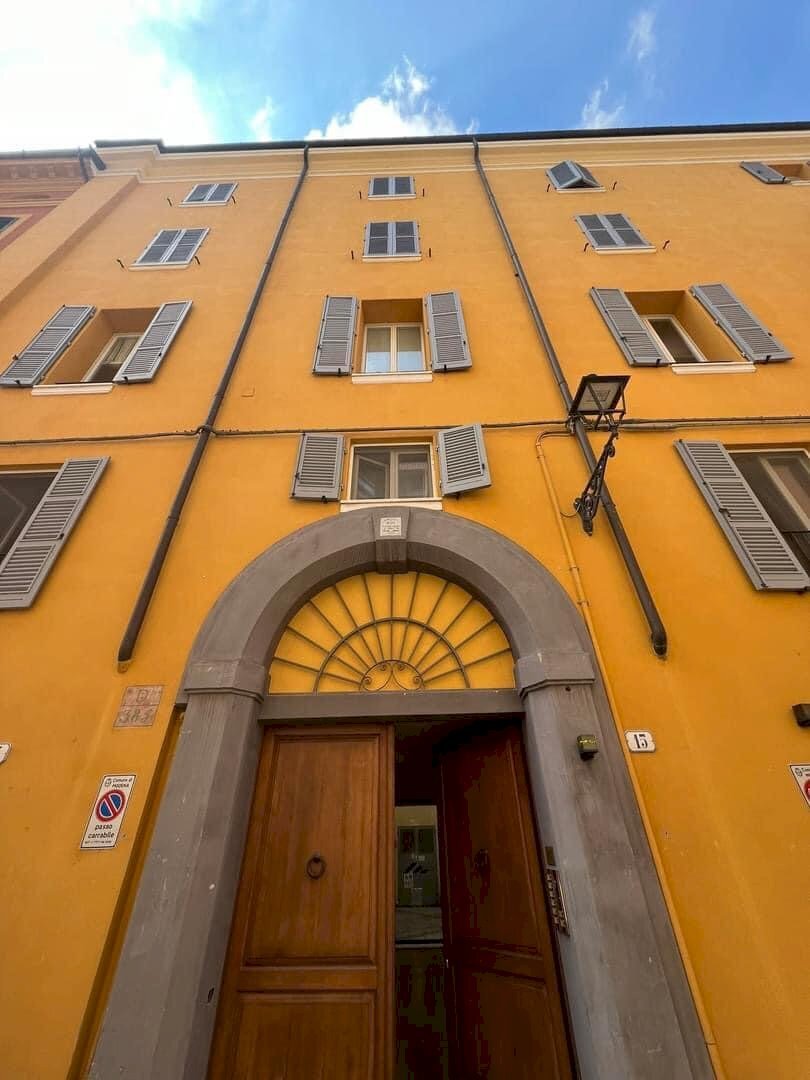 appartamento in vendita a Modena in zona Centro Storico