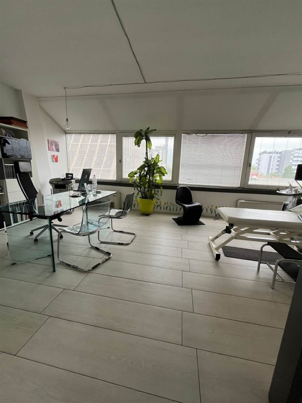 attico in vendita a Modena in zona Madonnina / Quattro Ville