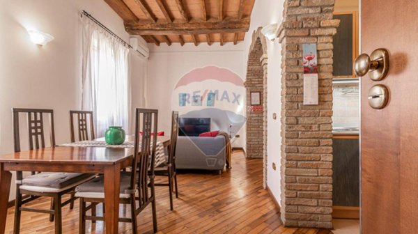 appartamento in vendita a Modena in zona Centro Storico