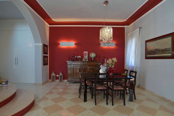 casa indipendente in vendita a Modena