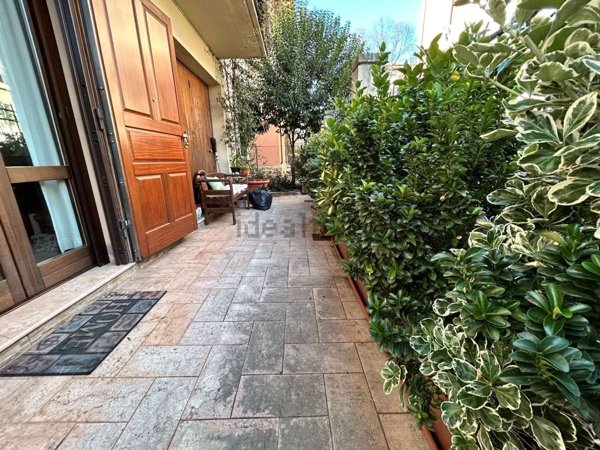 casa indipendente in vendita a Modena in zona Sant'Agnese