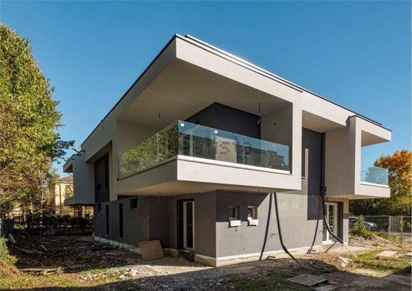 pentavano in vendita a Modena