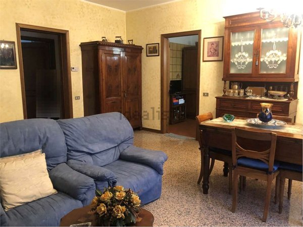 casa indipendente in vendita a Modena in zona Crocetta