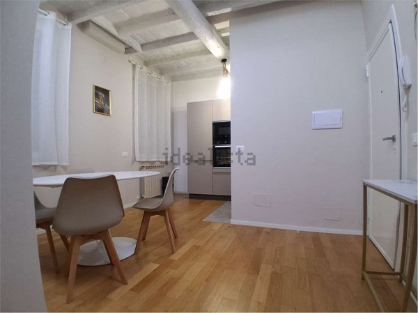 appartamento in vendita a Modena in zona Centro Storico