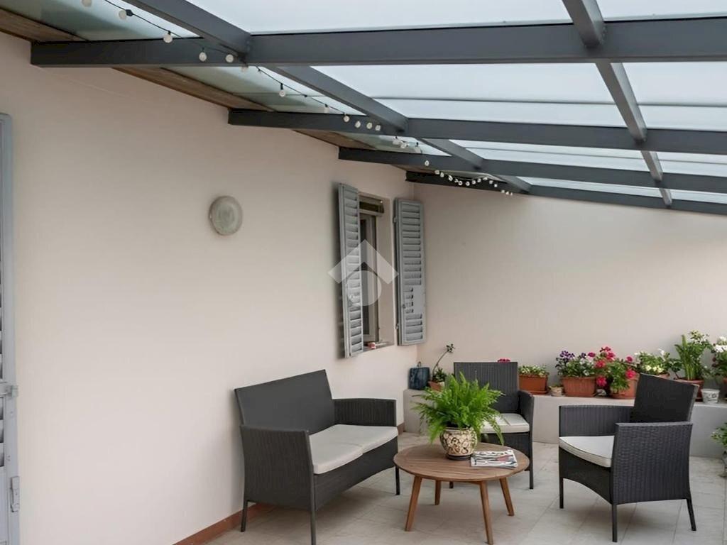 appartamento in vendita a Modena in zona Centro Storico