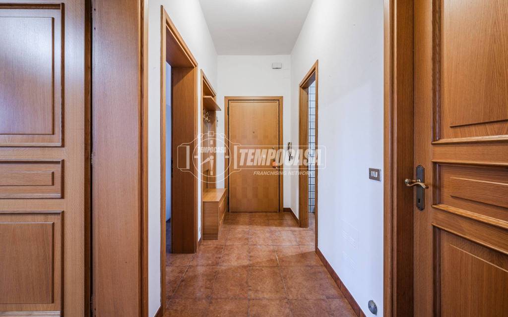 appartamento in vendita a Modena in zona Crocetta