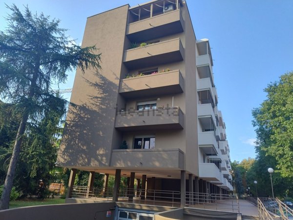 appartamento in vendita a Modena in zona Crocetta