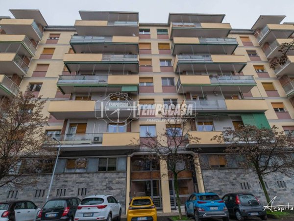 appartamento in vendita a Modena in zona Centro Storico