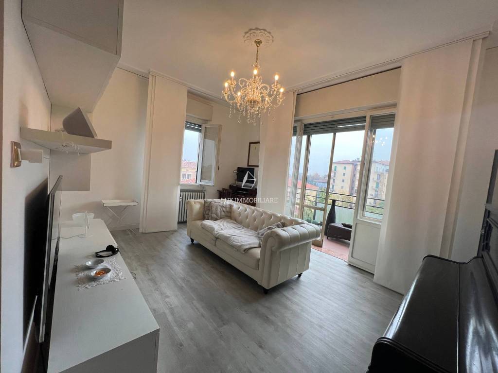 appartamento in vendita a Modena in zona Centro Storico