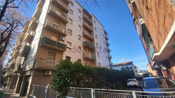 appartamento in vendita a Modena in zona Crocetta