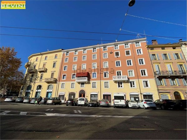 appartamento in vendita a Modena in zona Centro Storico