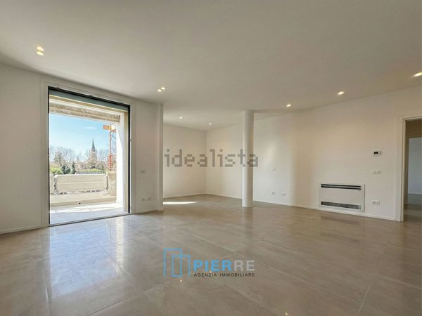 appartamento in vendita a Modena in zona Albareto